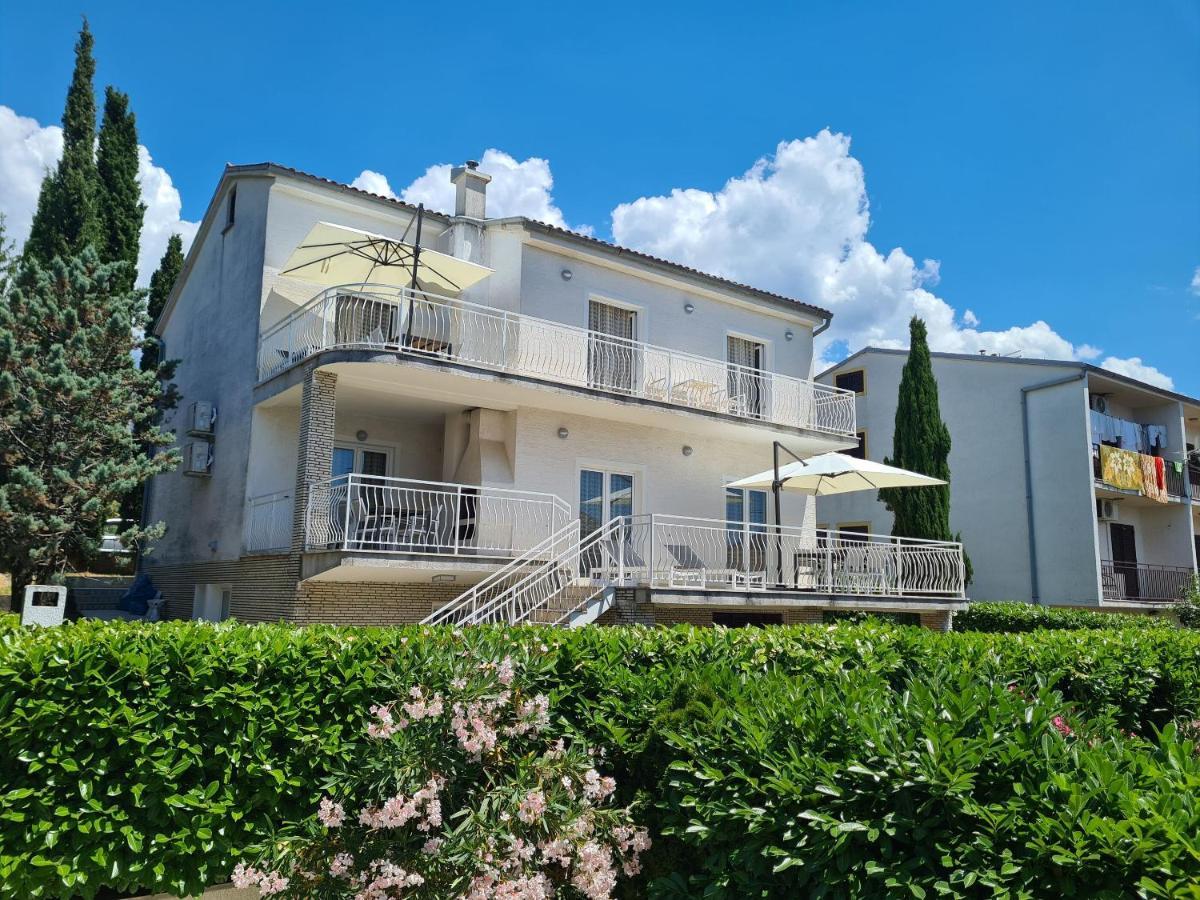 Apartments Elizabeta Dramalj Kültér fotó